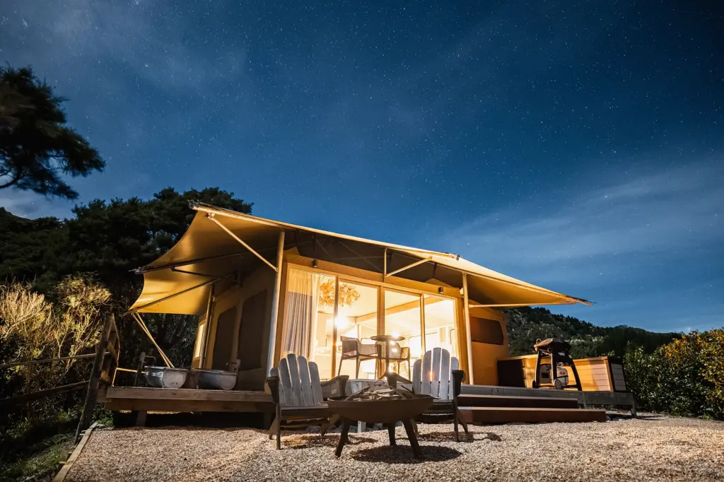 beautiful sky star glaze view at drift off grid eco glamping Tent Korimako